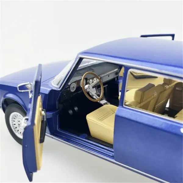 1:18 Alfa Romeo Alfetta GTV 2000L Diecast Model - Image 5