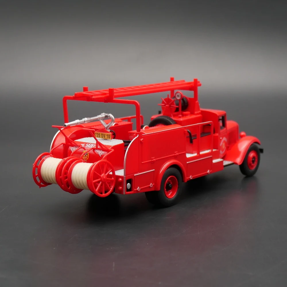 Diecast Ixo 1:43 Scale Vintage Fire Truck Model 3 Diecast Ixo 1:43 Scale Vintage Fire Truck Model - Image 3