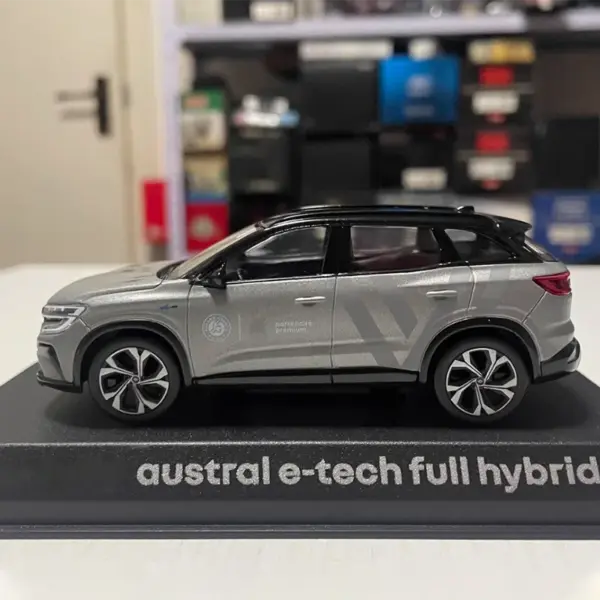 Norev 1:43 Restral E-Tech SUV Model Car - Image 2