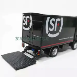 1:76 Scale Isuzu Box Lorry Model Collectible 11 Se98bb00474724115b595b0ad483f0082F