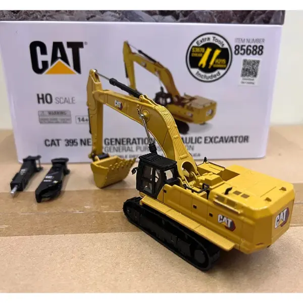 1:87 Scale CAT 395 Diecast Engineering Model - Image 3