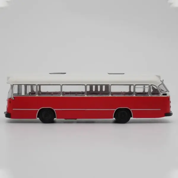 IXO 1:72 Magirus-Deutz Saturn II Bus Model - Image 2