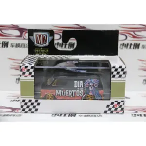M2 1:64 Silverado C1500 Diecast Collectible Model 27 Sedd685869986409e89f93d49b995a349k