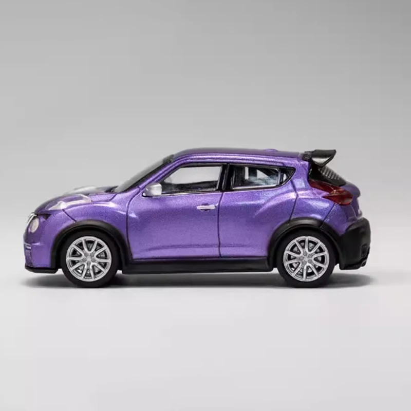 1:64 Scale JUKE-R Alloy Car Model Collectible 5 1:64 Scale JUKE-R Alloy Car Model Collectible - Image 5
