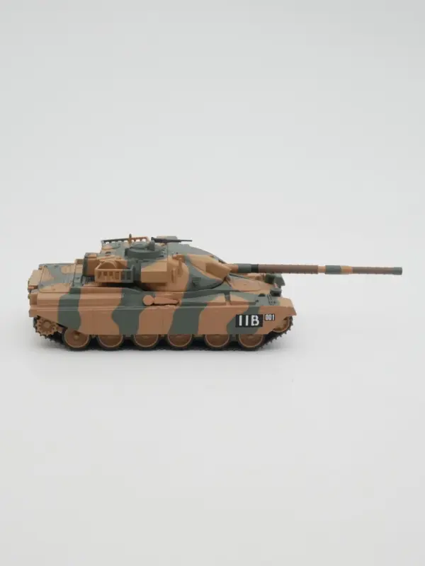 Diecast Fabbri 1:72 Chieftain MK 5 Model - Image 5