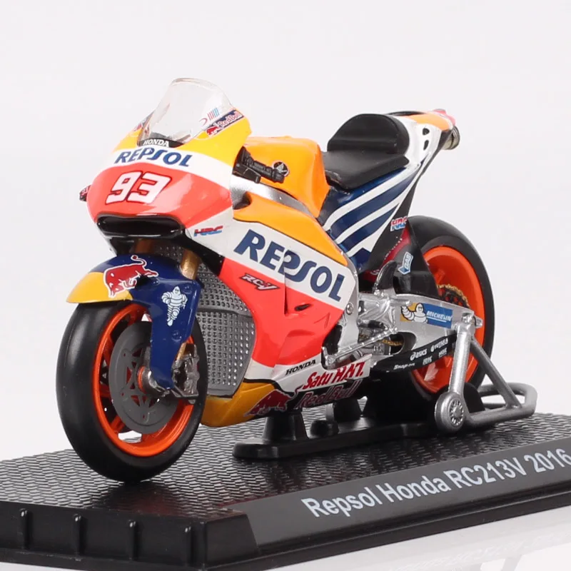 Honda CB750 1/24 Scale Motorcycle Model 4 Honda CB750 1/24 Scale Motorcycle Model - Image 4