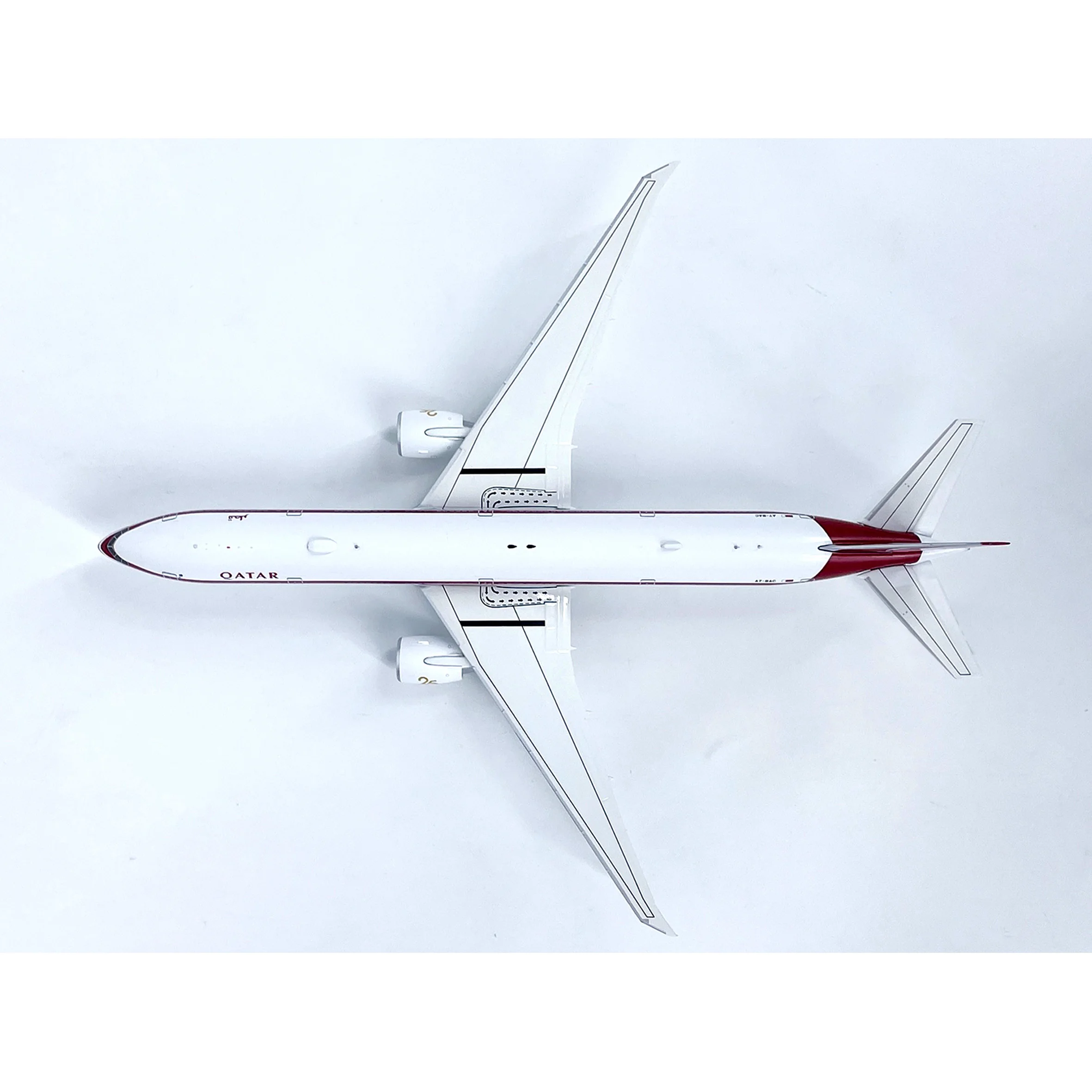 Qatar B777-300ER Model A7-BAC 1:400 Diecast 3 Qatar B777-300ER Model A7-BAC 1:400 Diecast - Image 3