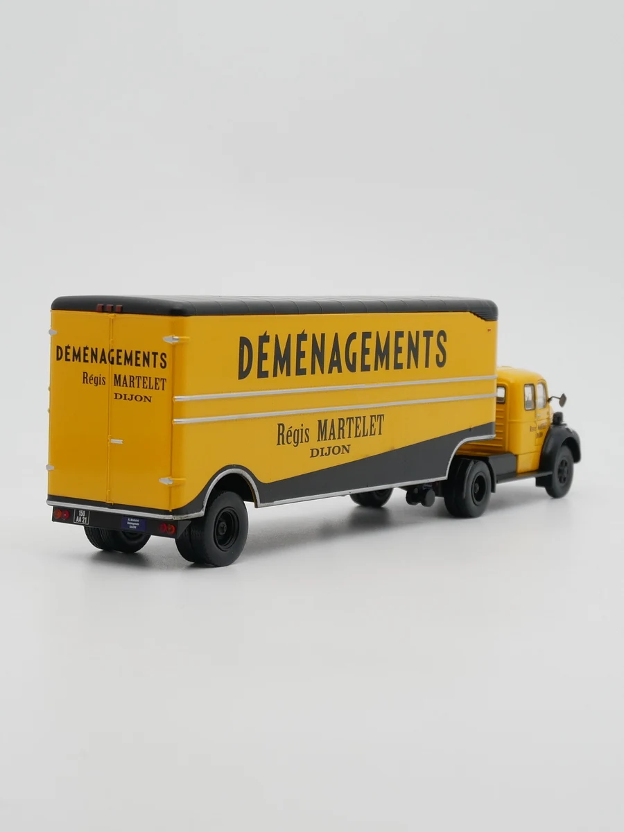 Diecast 1:43 Scale Régis Martelet Moving Truck 3 Diecast 1:43 Scale Régis Martelet Moving Truck - Image 3