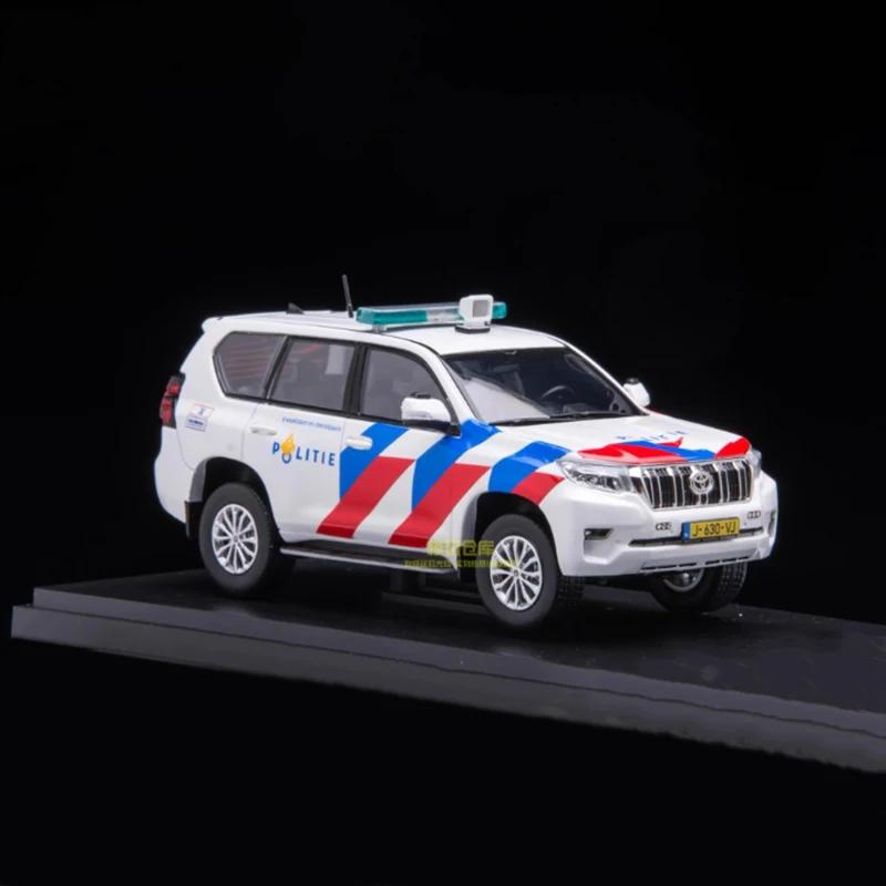 1:43 Scale Toyota Prado Dutch Police Model 5 1:43 Scale Toyota Prado Dutch Police Model - Image 5