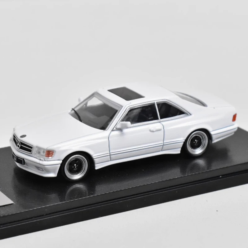 Benz 560 SEC AMG W126 Diecast Model 1:64 9 Benz 560 SEC AMG W126 Diecast Model 1:64 - Image 9