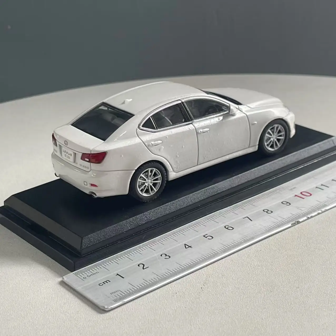1:43 Scale Lexus 2006 IS 250 Alloy Car Model 2 1:43 Scale Lexus 2006 IS 250 Alloy Car Model - Image 2