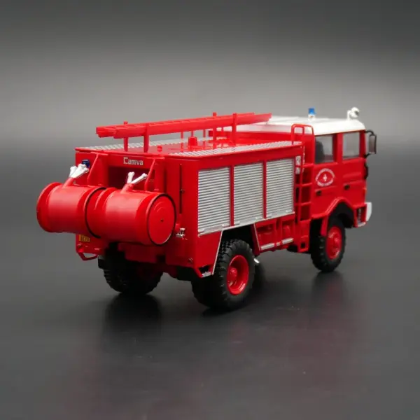 Diecast Ixo 1:43 Berliet GBD Fire Engine Model - Image 3