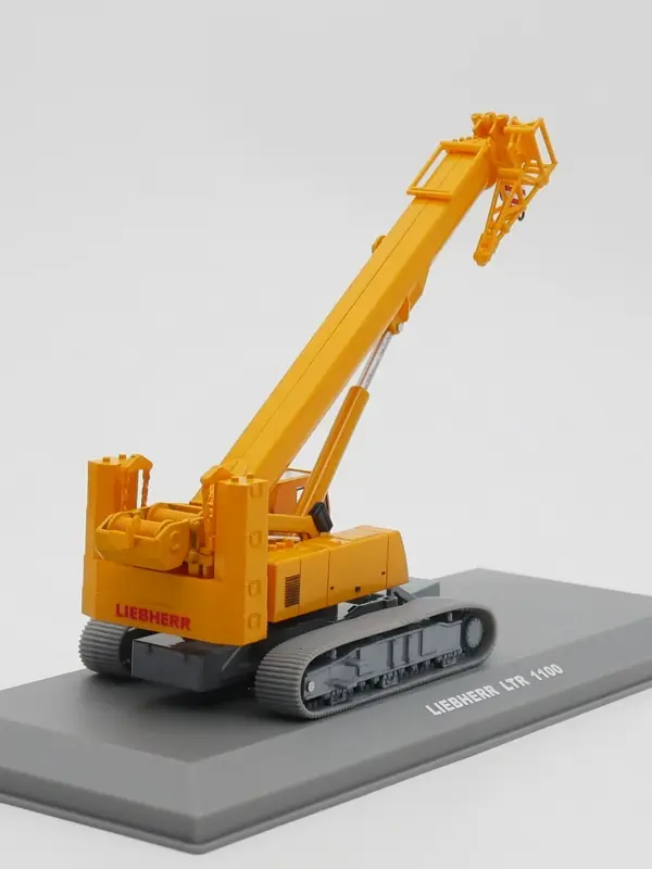 Diecast 1:72 Liebherr LTR 1100 Crane Model - Image 2