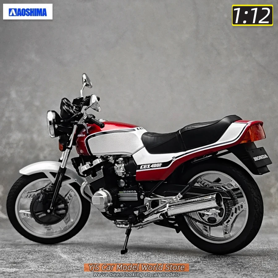 A AOSHIMA 1:12 CBX 400F Motorcycle Model 4 A AOSHIMA 1:12 CBX 400F Motorcycle Model - Image 4