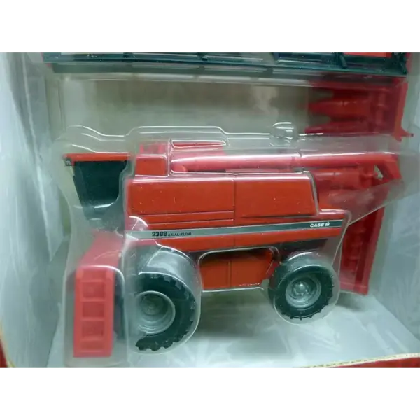 ERTL 1:64 Case IH 2388 Combine Model - Image 5