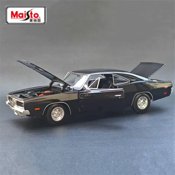 1:18 Diecast 1969 Dodge Challenger R/T Model - Image 2