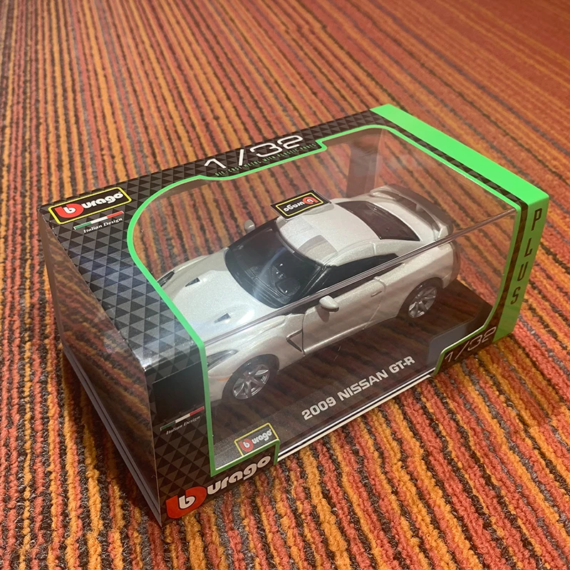 1:32 Bburago Nissan GTR 2009 GT-R R35 Model Car Metal Racing Car Model Simulation Car Decoration Collection Boy Kids Gift Toy 2 1:32 Bburago Nissan GTR 2009 GT-R R35 Model Car Metal Racing Car Model Simulation Car Decoration Collection Boy Kids Gift Toy - Image 2