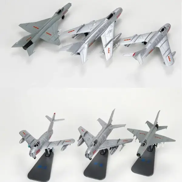 1/72 Scale Diecast Mig 17 Fighter Model - Image 4
