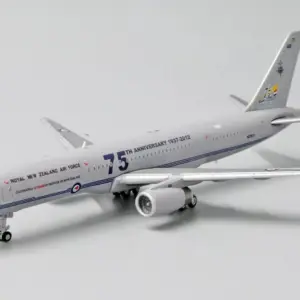 1/400 NZ Royal Air Force B757-200 Model Aircraft 7 Sf5ba5ce8ddde4db4974e26a07fae6ebfO