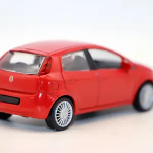 1:43 Scale Fiat Grande Punto Diecast Model 10 Sf619685994594a909112379641436bb7r