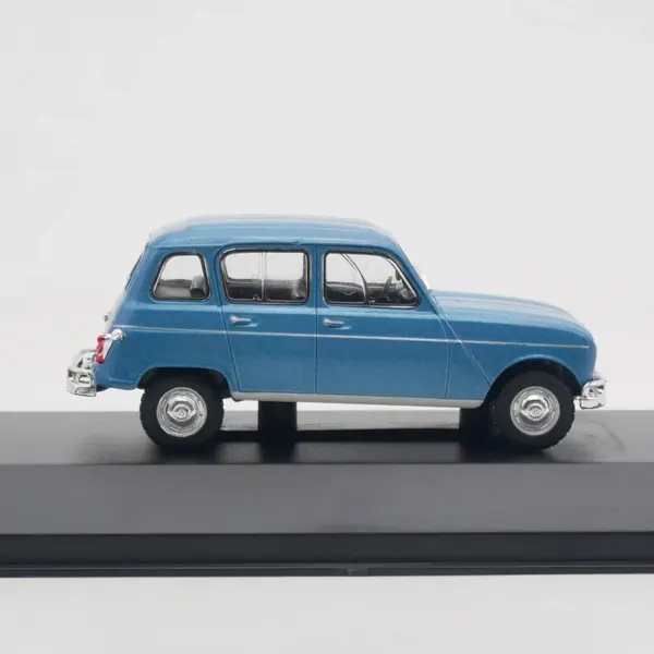 Diecast 1:43 Alloy Car Model 1968 4L Static Display Collectible - Image 4