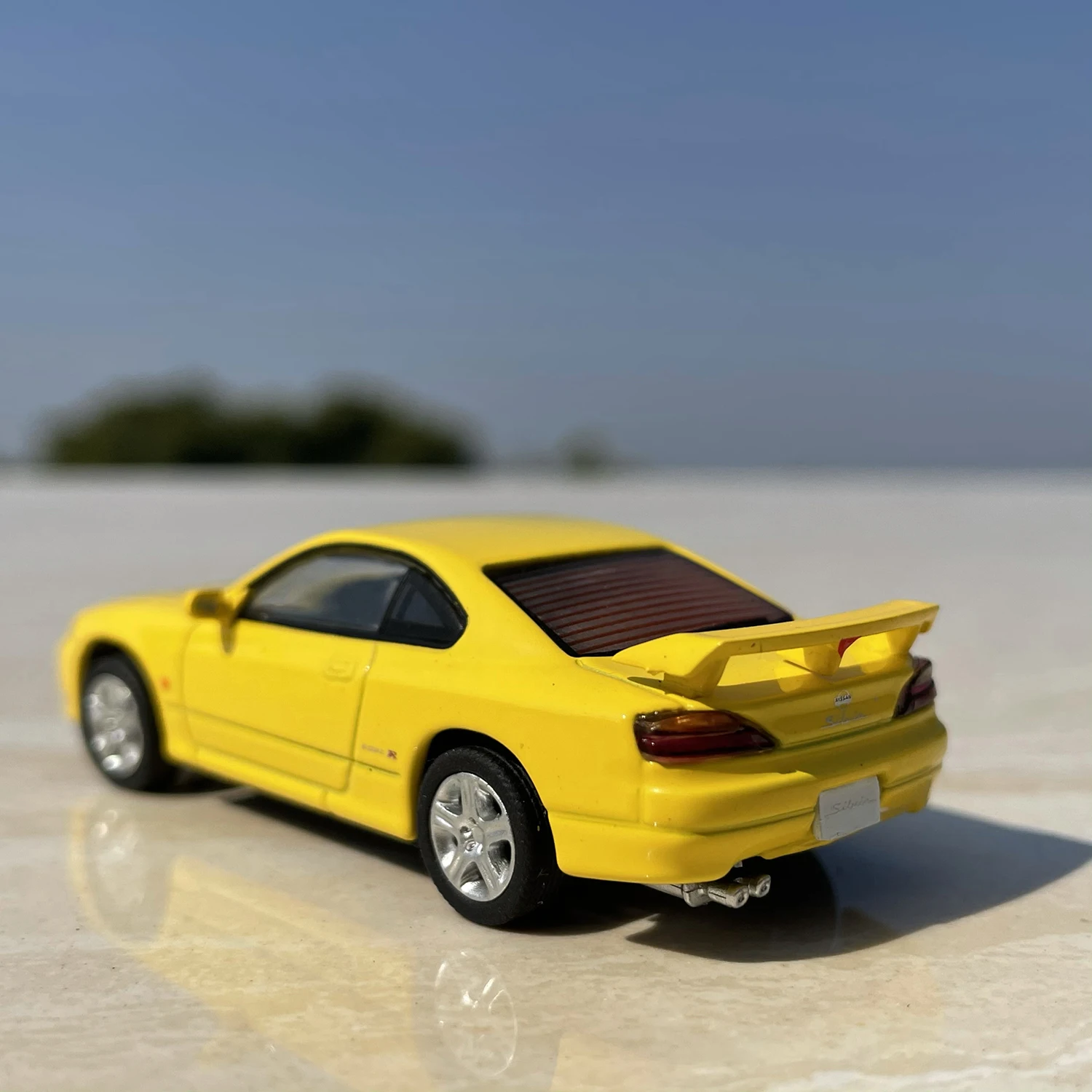 Nissan S15 Diecast Model Car 1:64 Scale Set 4 Nissan S15 Diecast Model Car 1:64 Scale Set - Image 4