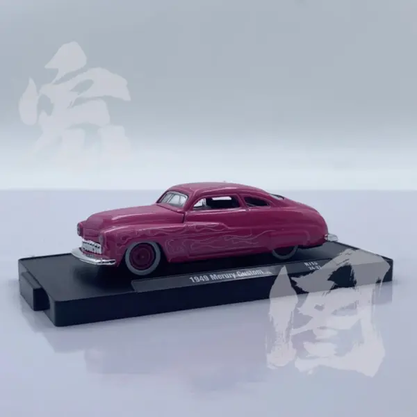 1949 Mercury Custom 1:64 Alloy Model Car - Image 4