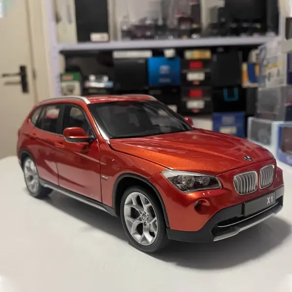 KYOSHO 1:18 X1 E84 xDrive 28i SUV Model - Image 4