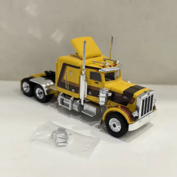 Diecast PETERBILT 359 1:87 Scale Model - Image 3