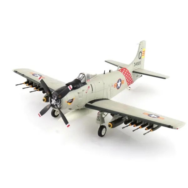 1/72 US A-1H Skyraider Fighter Model Collection - Image 3