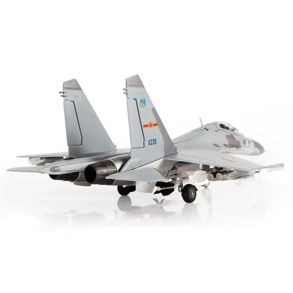 1/72 Su-27UBK Flanker-C Fighter Jet Model - Image 2