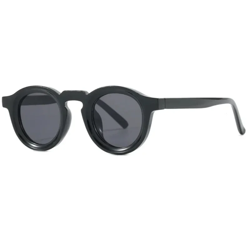 Retro Oval UV400 Sunglasses for Women and Men 3 Retro Oval UV400 Sunglasses for Women and Men - Image 3