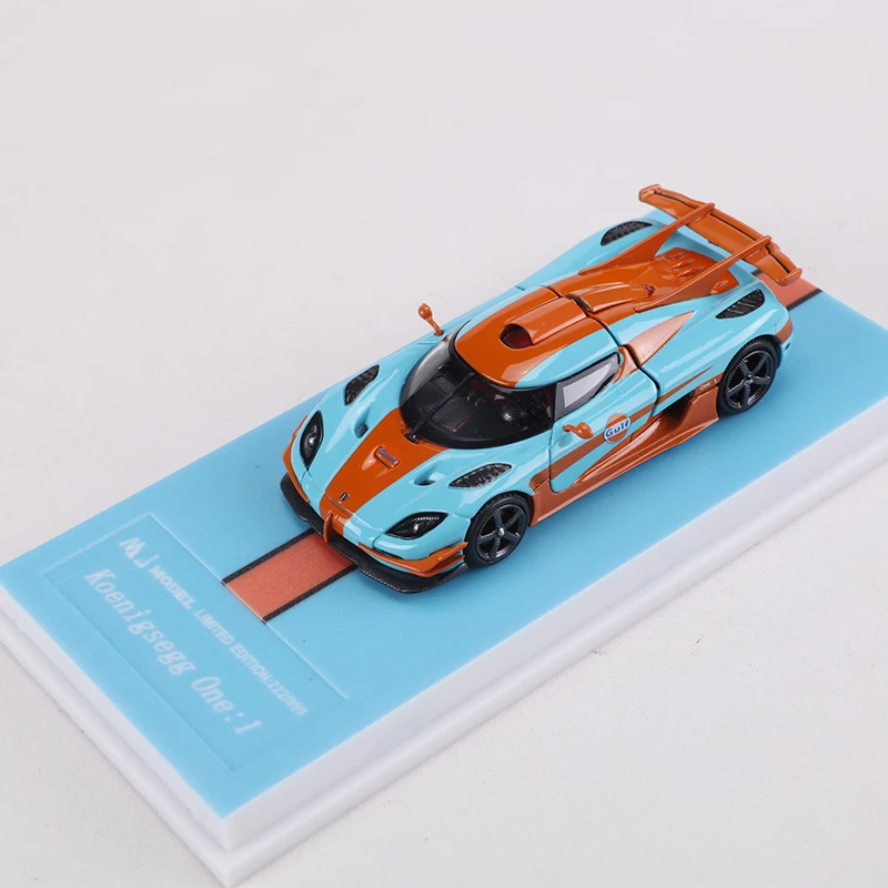 Limited Edition MJ 1:64 Gulf Diecast Car 4 Limited Edition MJ 1:64 Gulf Diecast Car - Image 4