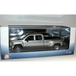 2011 Chevrolet Silverado 3500HD 1:43 Model 9 Sff4c9223b6f54a0a85759d008b864d11Z