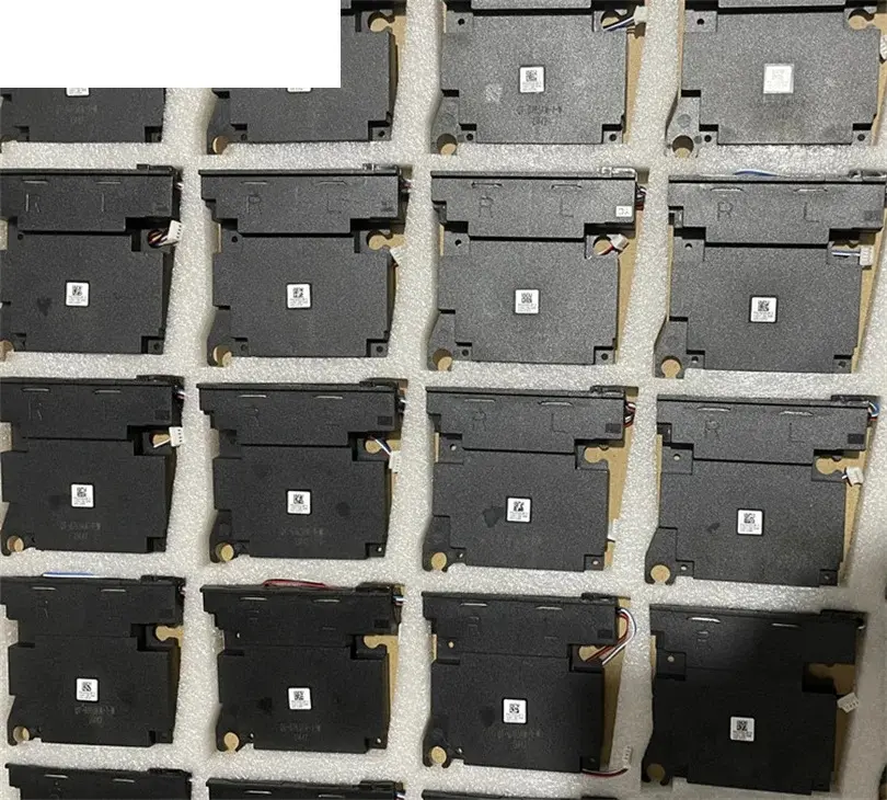 Lenovo Thinkpad T440P Laptop Speaker Set 3 Lenovo Thinkpad T440P Laptop Speaker Set - Image 3