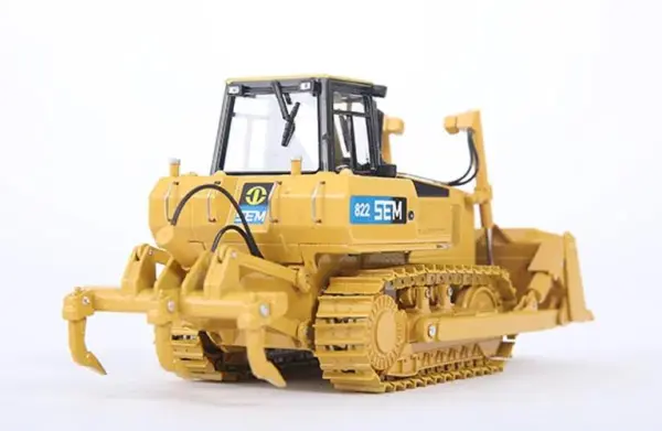 Diecast SEM 816 Bulldozer Model 1:35 Scale - Image 14
