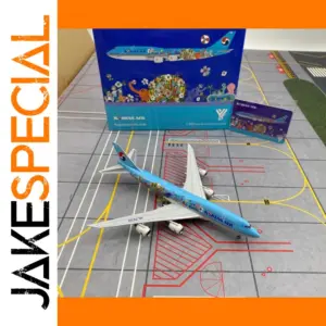 Korean Air 747-8 Diecast Model 1:400 Scale HL7630