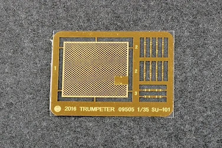 Soviet SU-102 Tank Destroyer Plastic Model Kit 8 Soviet SU-102 Tank Destroyer Plastic Model Kit - Image 8