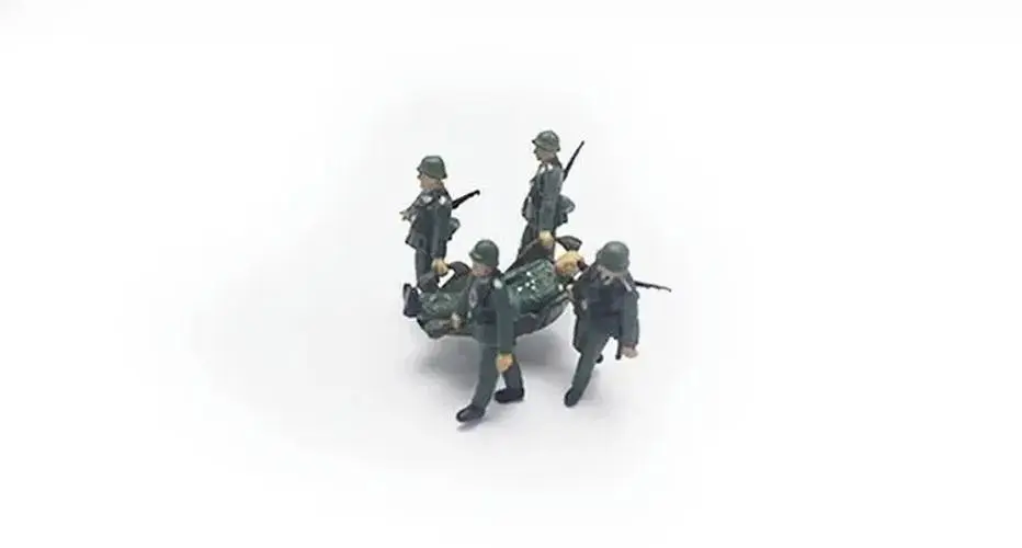 1/72 German WWII Medic Stretcher Squad Model 5 1/72 German WWII Medic Stretcher Squad Model - Image 5
