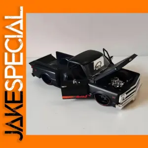 Maisto 1:24 C10 Stepside 1969 Alloy Car Model