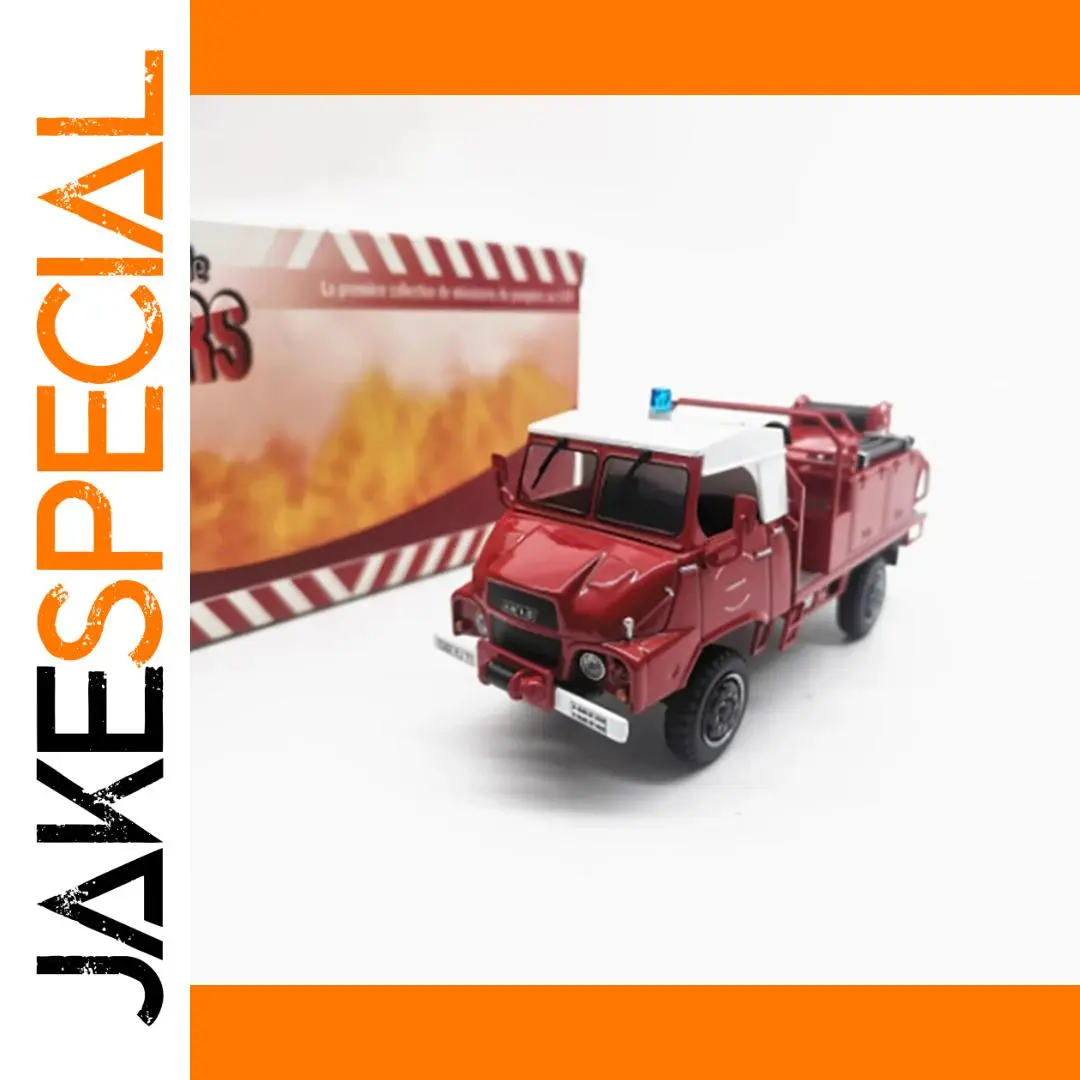 1/43 Scale Fire Fighting Truck Model Display 1 1/43 Scale Fire Fighting Truck Model Display