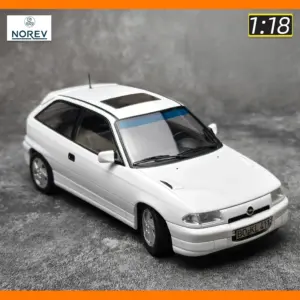 NOREV 1/18 Opel Astra GSi 1991 Diecast Model 9 e2d9594c cropped
