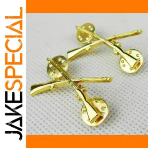 WWII US Army Infantry Officer Collar Badge Gold