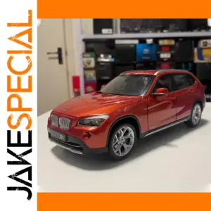 KYOSHO 1:18 X1 E84 xDrive 28i SUV Model