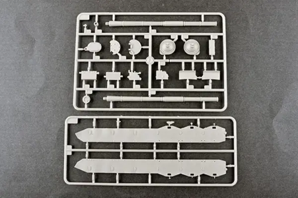 Soviet Object 292 Tank Model Kit 1/35 - Image 13