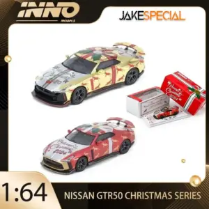 INNO 1:64 Nissan GTR50 Ferrari F40 Model
