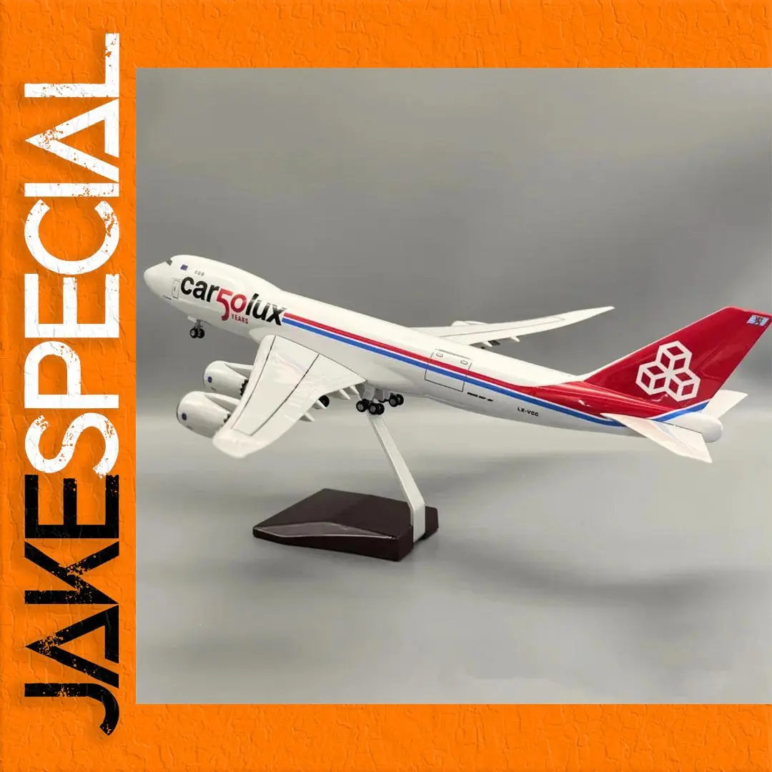 1:160 Scale Cargolux 747-8F Airplane Model 1 1:160 Scale Cargolux 747-8F Airplane Model