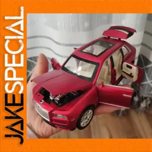 1:24 Rolls-Royce Cullinan Diecast Model in Red