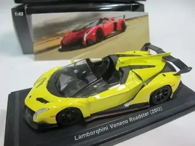 1:43 Veneno Roadster 2013 Diecast Model Car 2 1:43 Veneno Roadster 2013 Diecast Model Car - Image 2