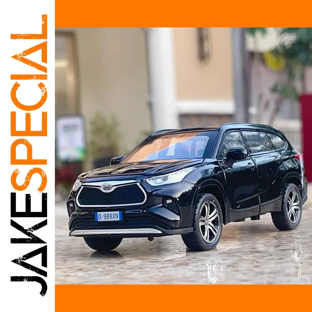 1:32 Black Toyota Highlander 2023 Die-Cast Model 1 1:32 Black Toyota Highlander 2023 Die-Cast Model